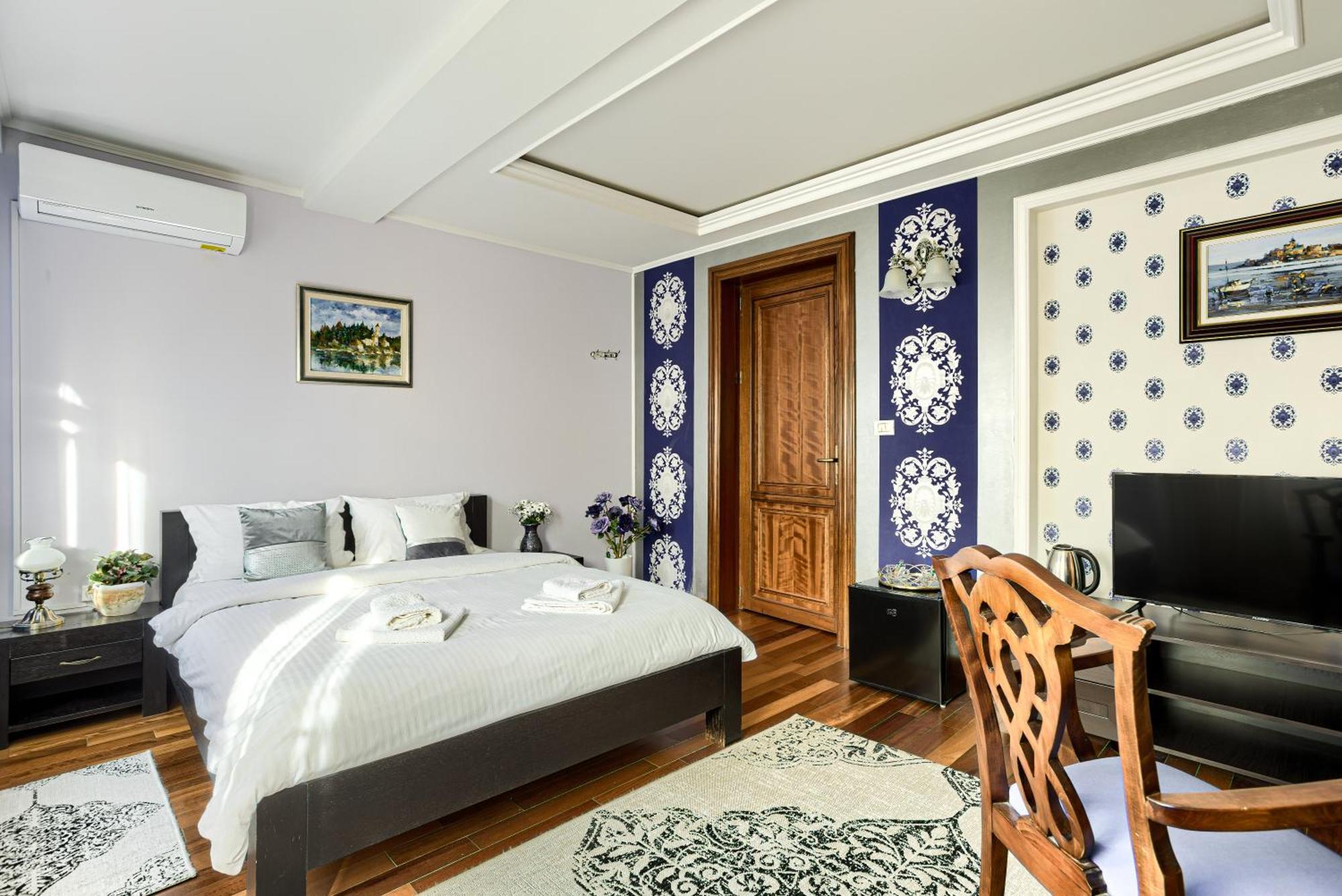 Aparthotel La Conac Arad Exterior foto